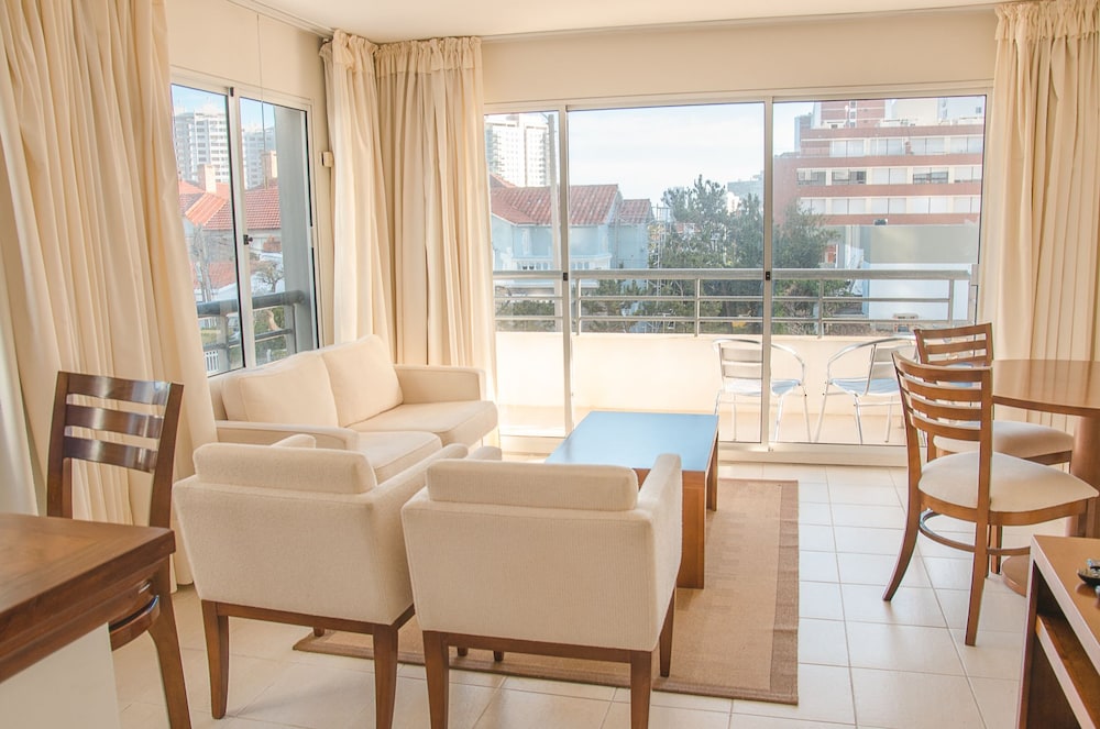 Apartment, 2 Bedrooms, Annex Building photo 1