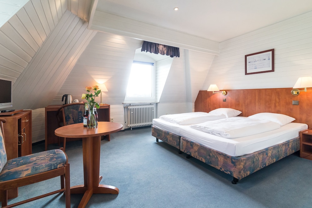 Standard Double Room - Photo 1