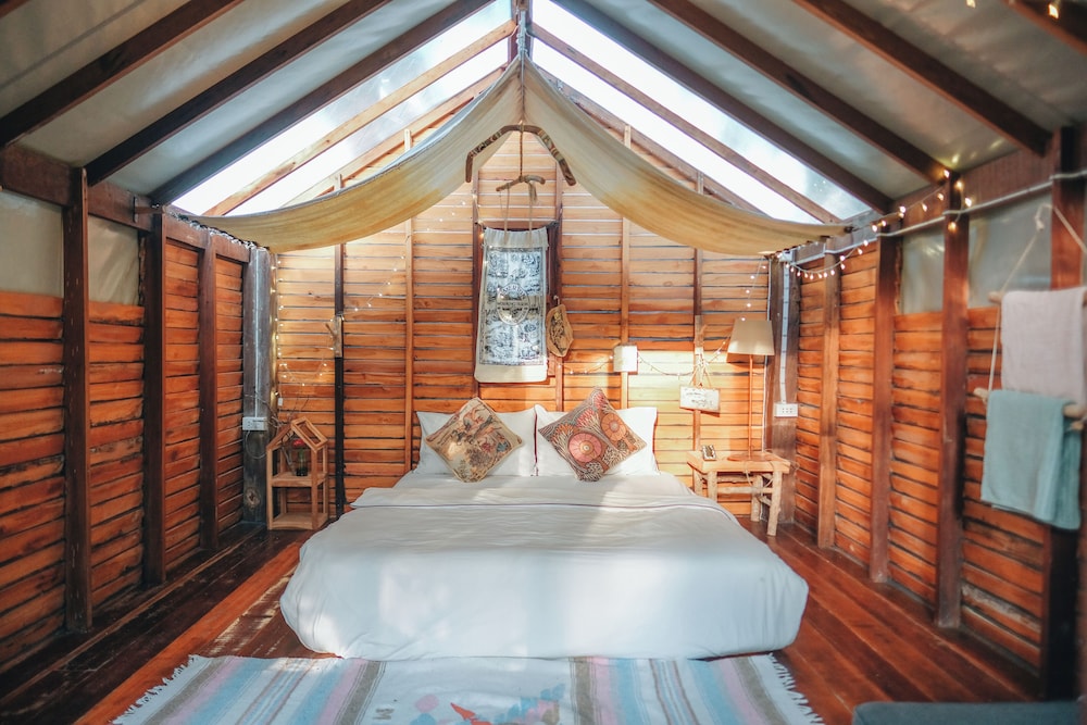 Cabin House Twin bed