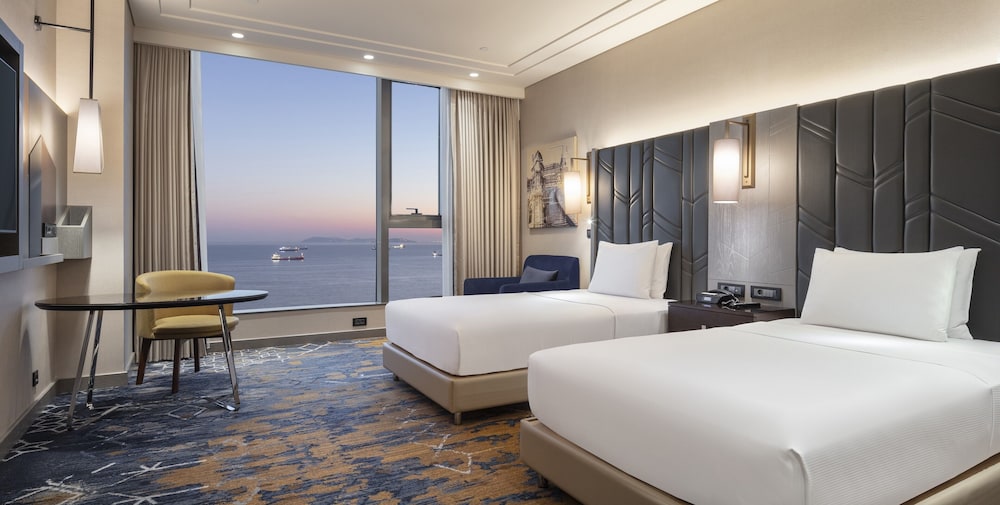 Twin Room, Sea View
