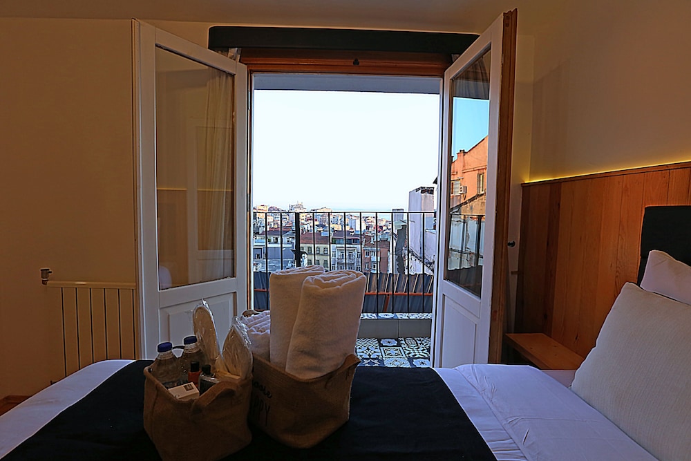 Deluxe Double Room, Balcony, Sea View photo 3