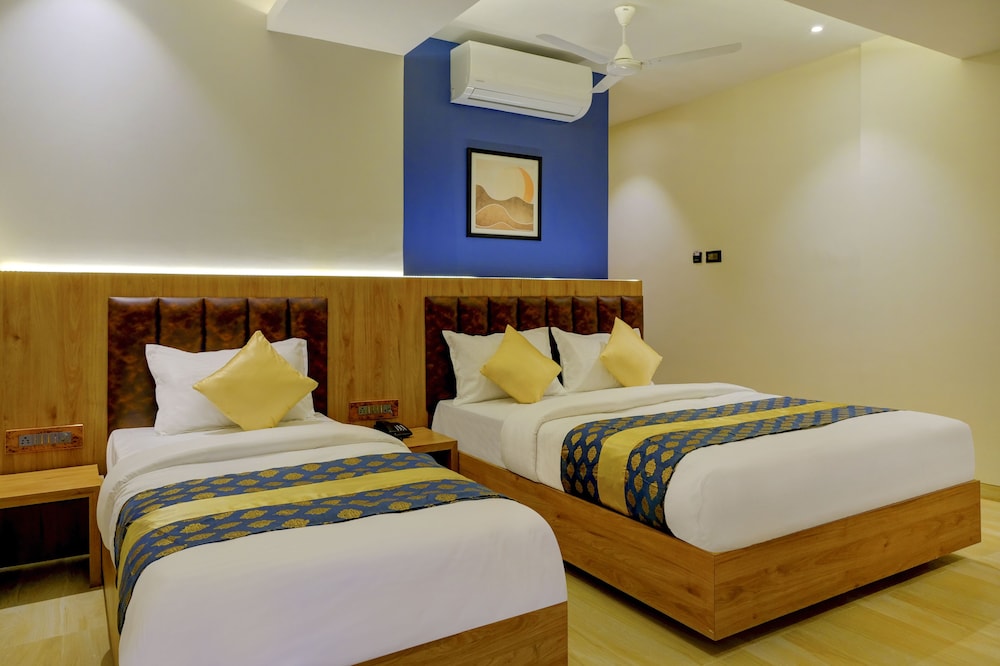 Emerald Suite - Photo 8