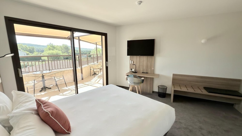 Premium Double Room photo 3