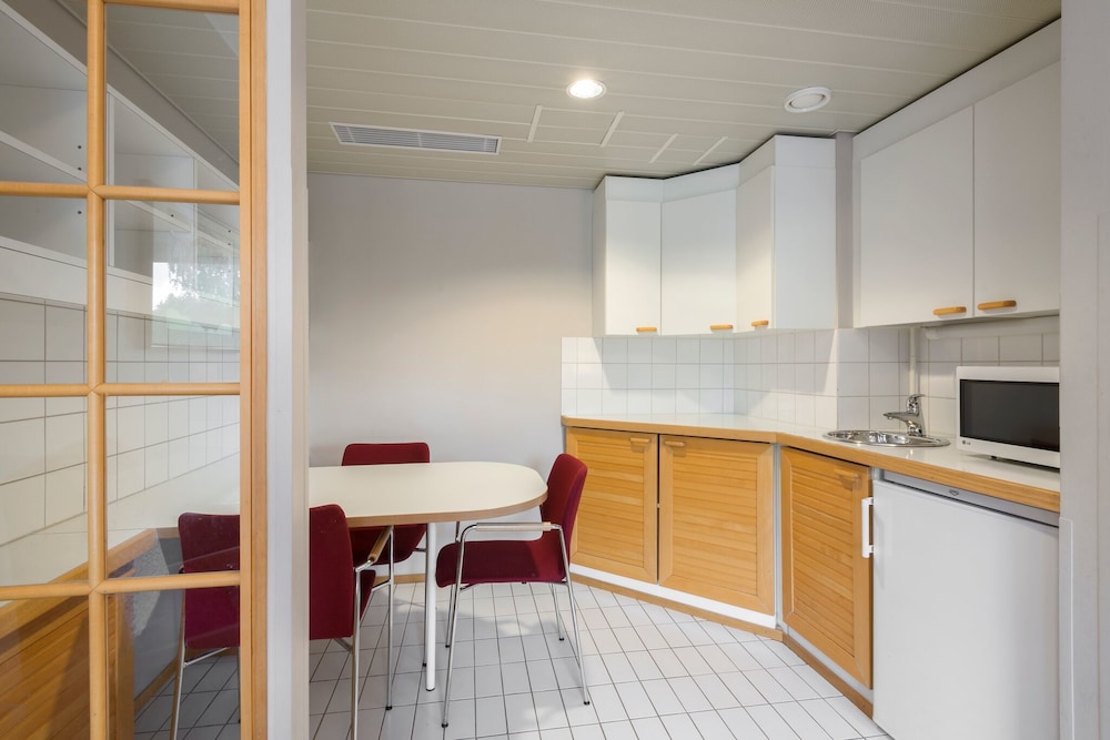 Apartment - Photo 5