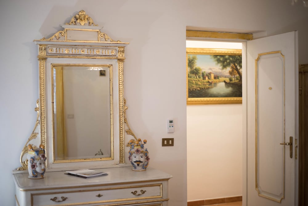 Deluxe Quadruple Room photo 2