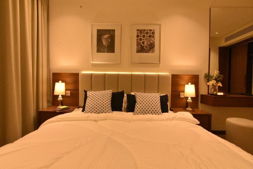 Executive Apartment photo 2