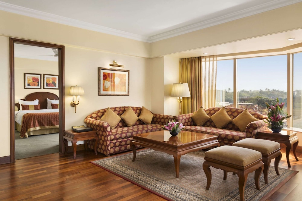 Deluxe Suite photo