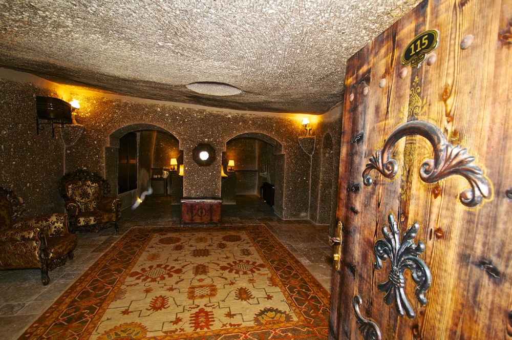 Quadruple King Suite photo 3