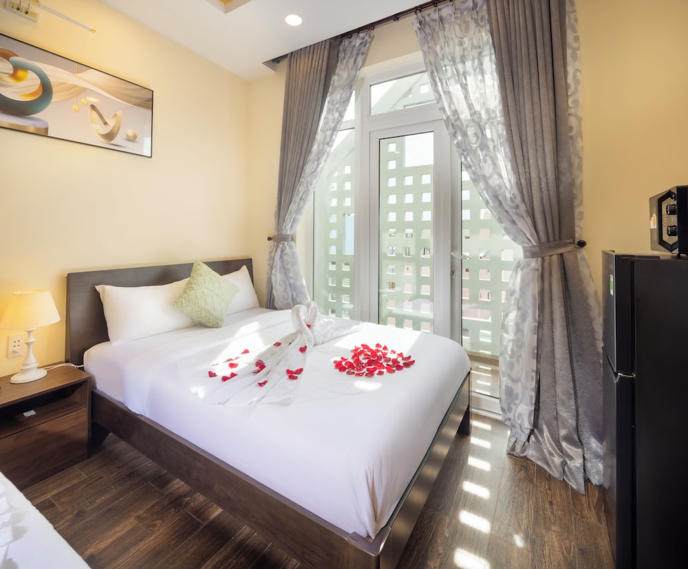 Royal Studio Suite photo 3