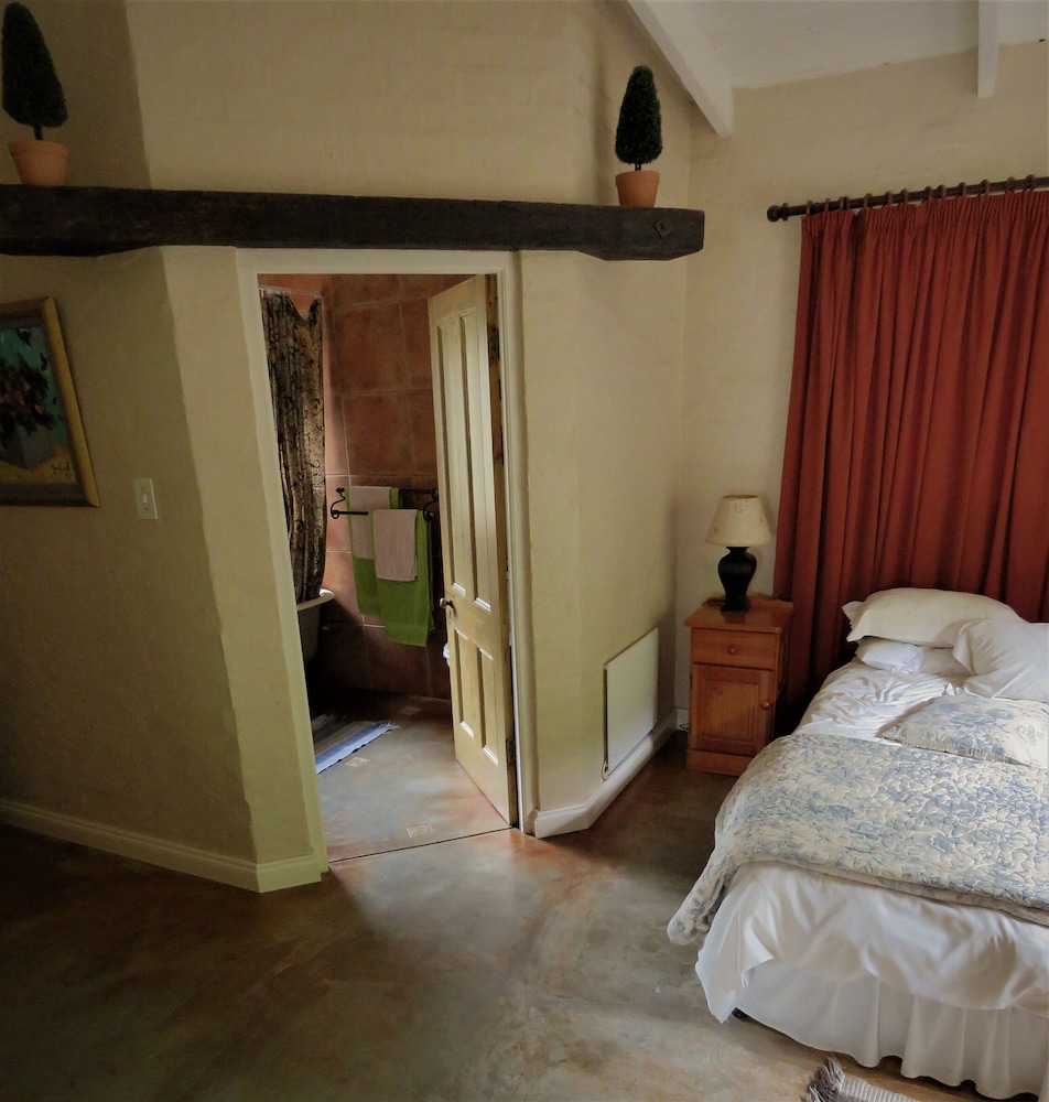 Family Cottage (2)