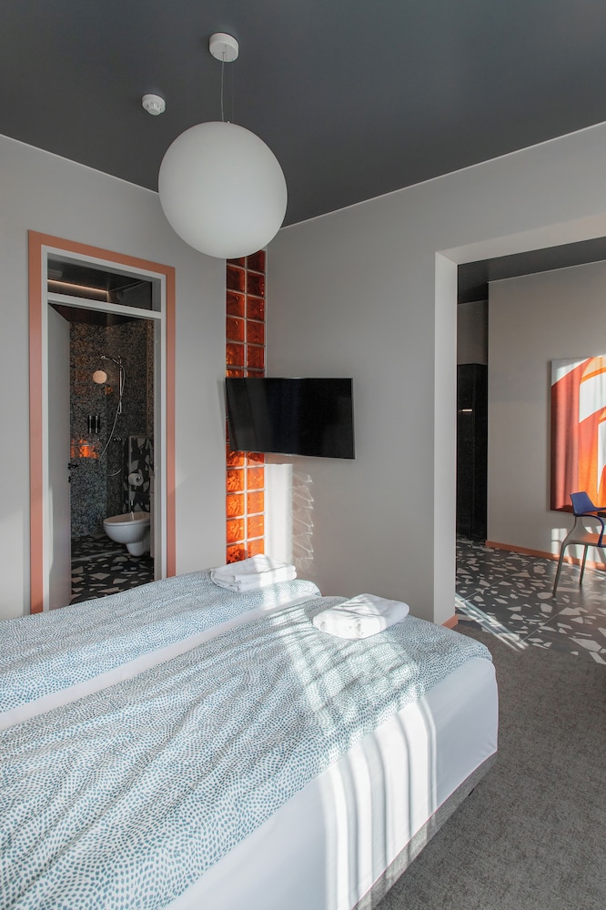 Romantic Apartment, City View - Photo 2