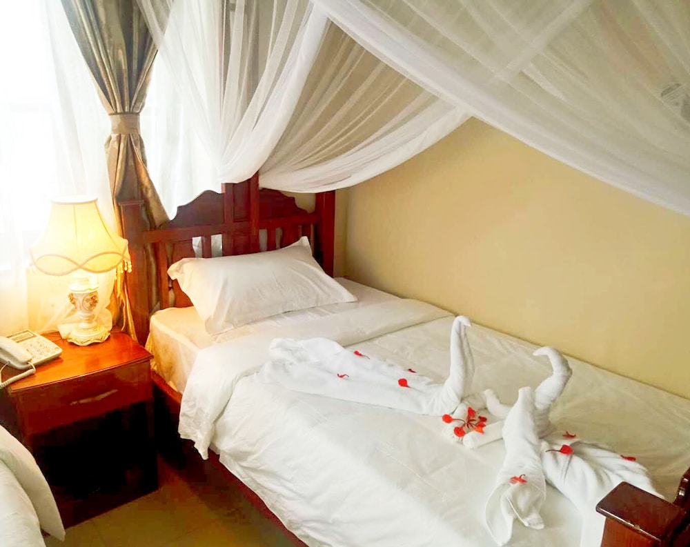 Classic Double or Twin Room photo 3