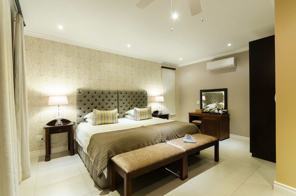 Luxury Suite