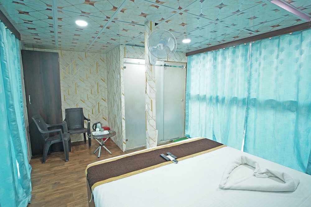 Room photo 2