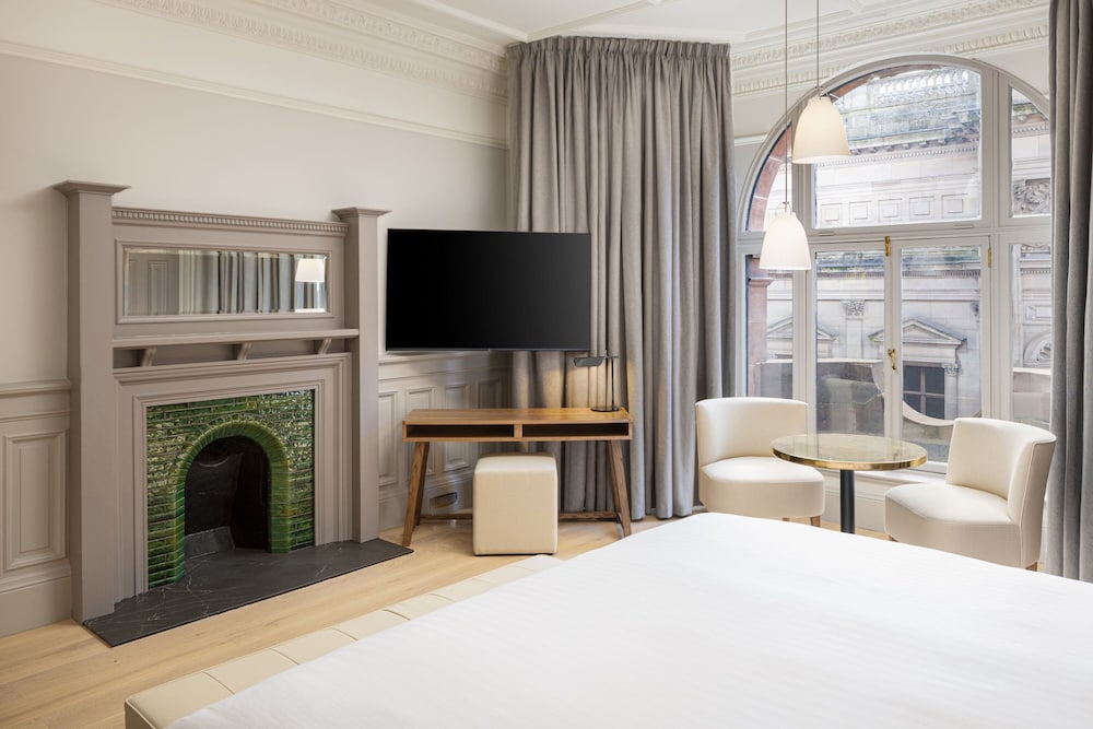 Room, 1 King Bed, City View - Photo 7