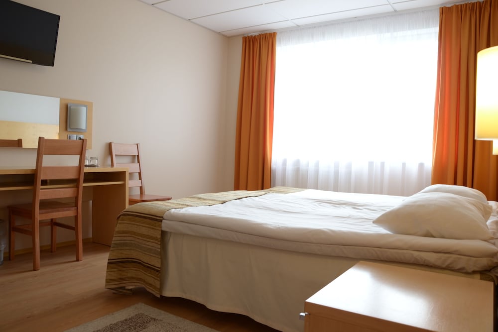 Standard Double or Twin Room - Photo 5