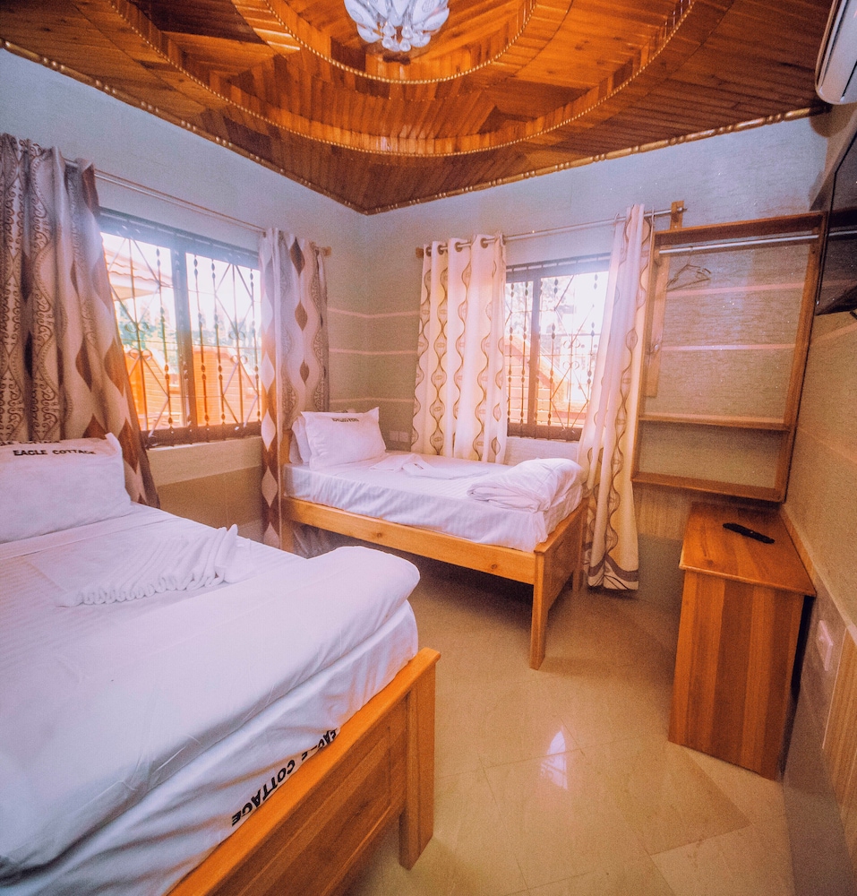 Classic Double or Twin Room, Balcony
