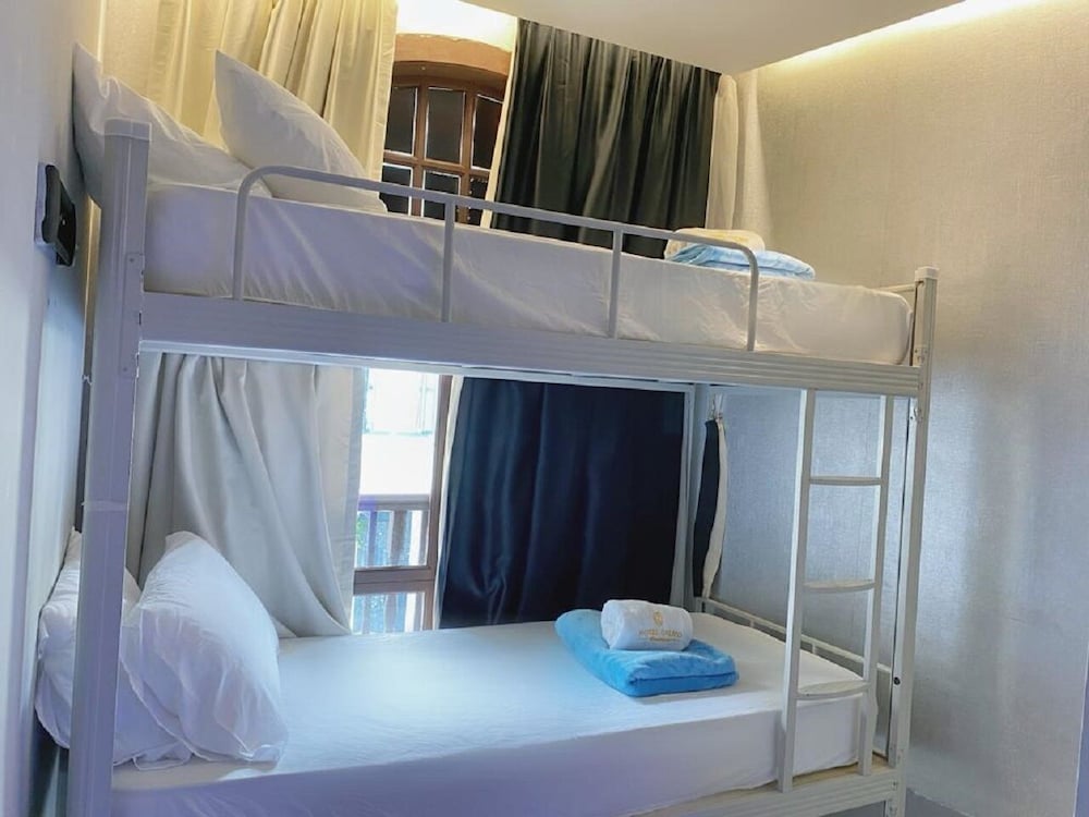 Deluxe Triple Room photo 3