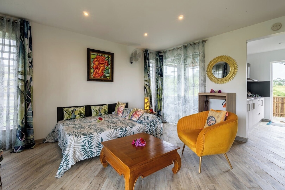Comfort Studio, 1 Queen Bed with Sofa bed, Non Smoking, Garden View photo 2