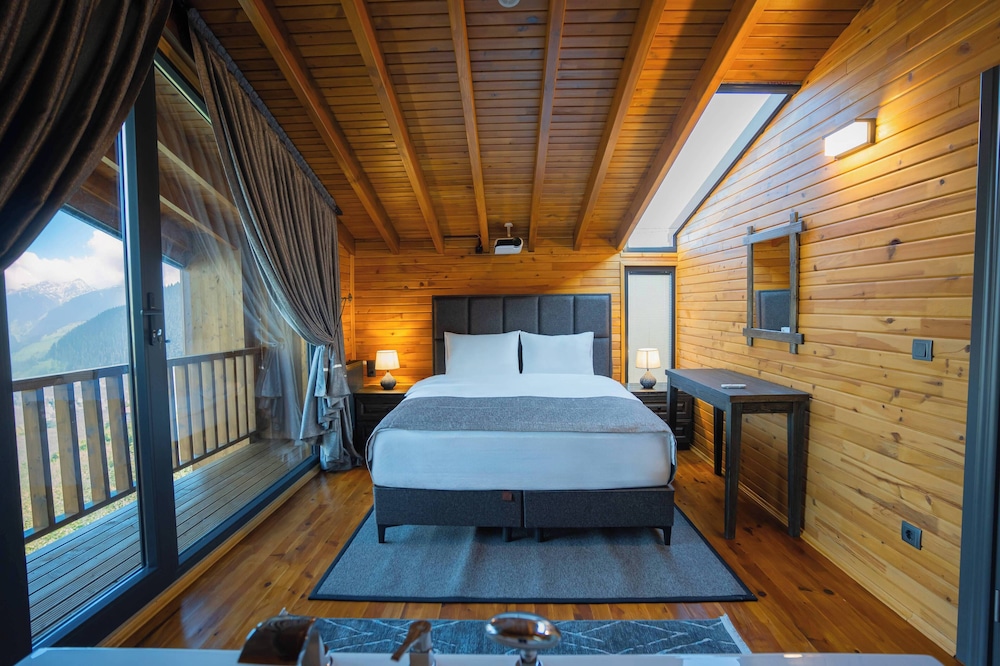 Family Bungalow, 2 Bedrooms, Mountain View, Sea Facing
