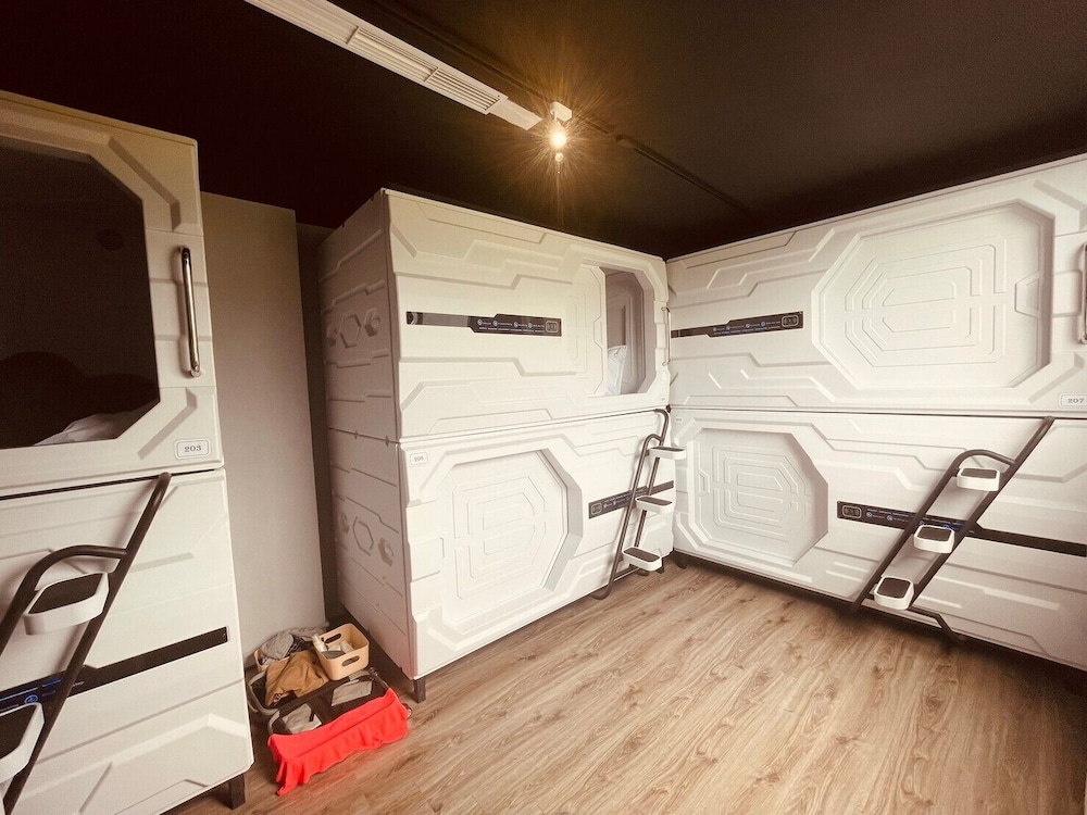 Economy Shared Dormitory, Mixed Dorm (8 People)