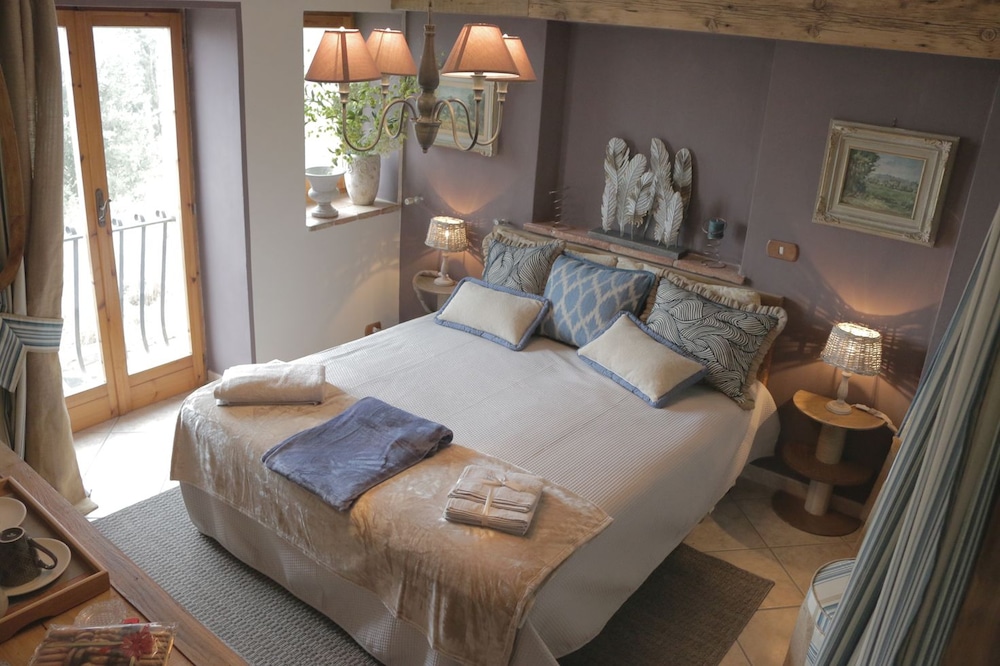 Double Room, Shared Bathroom (Risveglio) photo 1