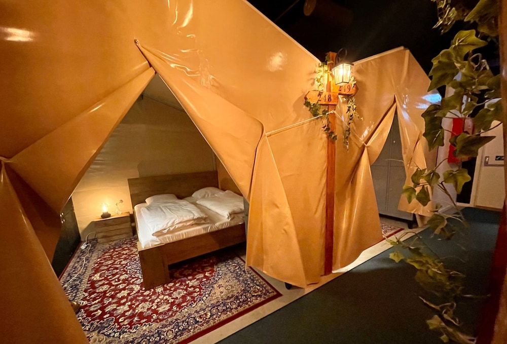 Urban Camper Hostel & Bar — photo 39