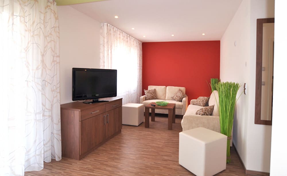 Premium Apartment 3 Rooms/2 Adults & 3 Children photo 3