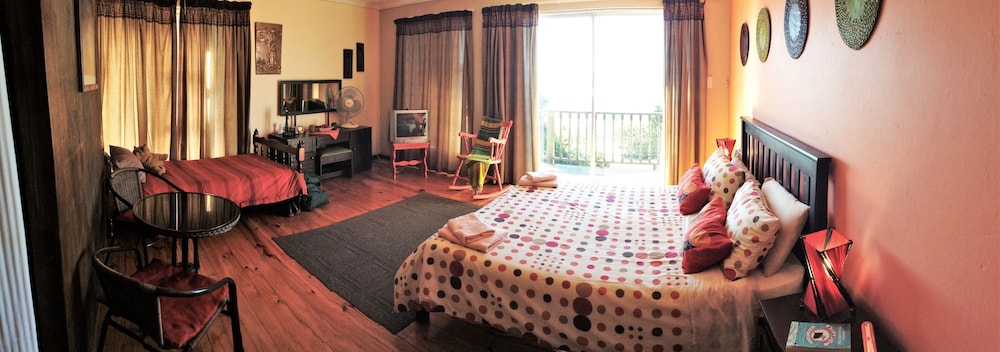 Luxury Family Apartment sea facing photo 2