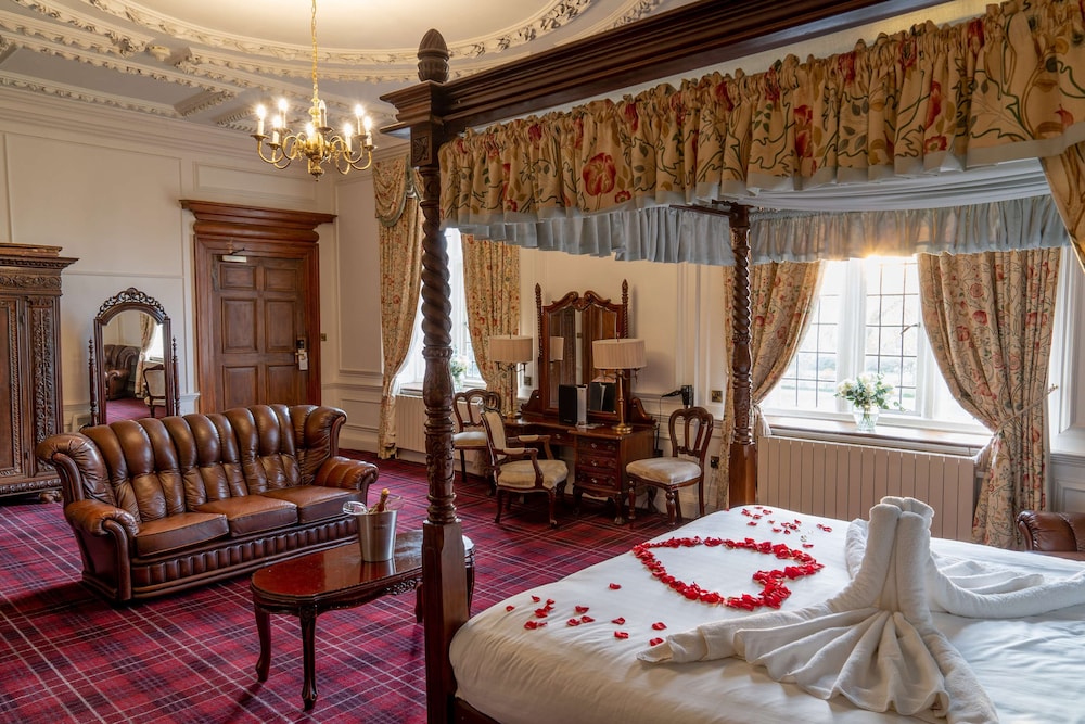 Superior Suite, 1 King Bed, Non Smoking - Photo 6