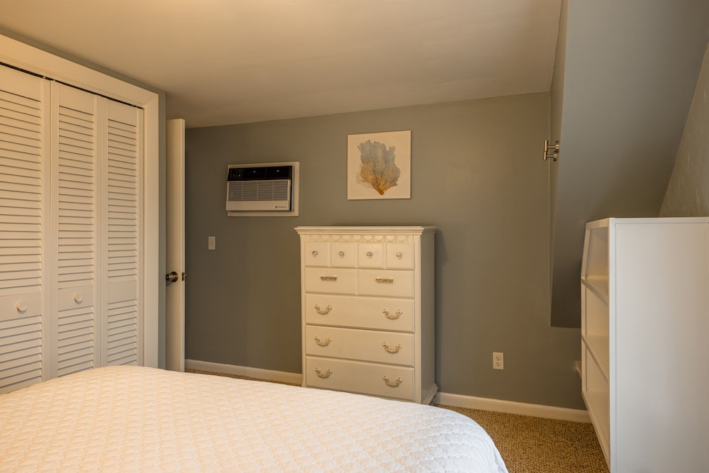 Two Bedroom Apartment photo 2