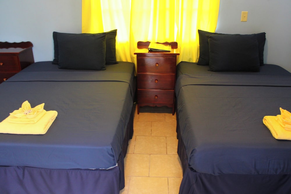 Economy Quadruple Room