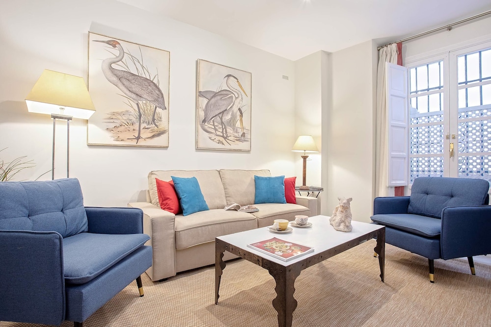 Apartment (2 Bedrooms)