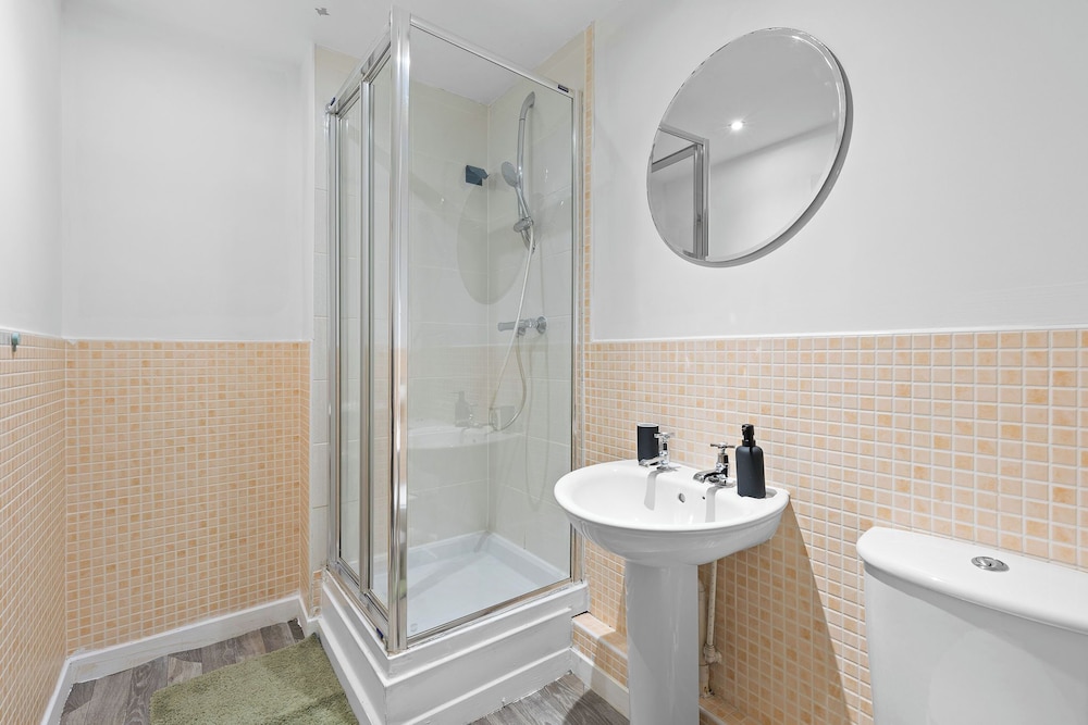 Super Stylish 2bed 2bath Apartment in Nottingham City - Free Parking, Zdjęcie 20