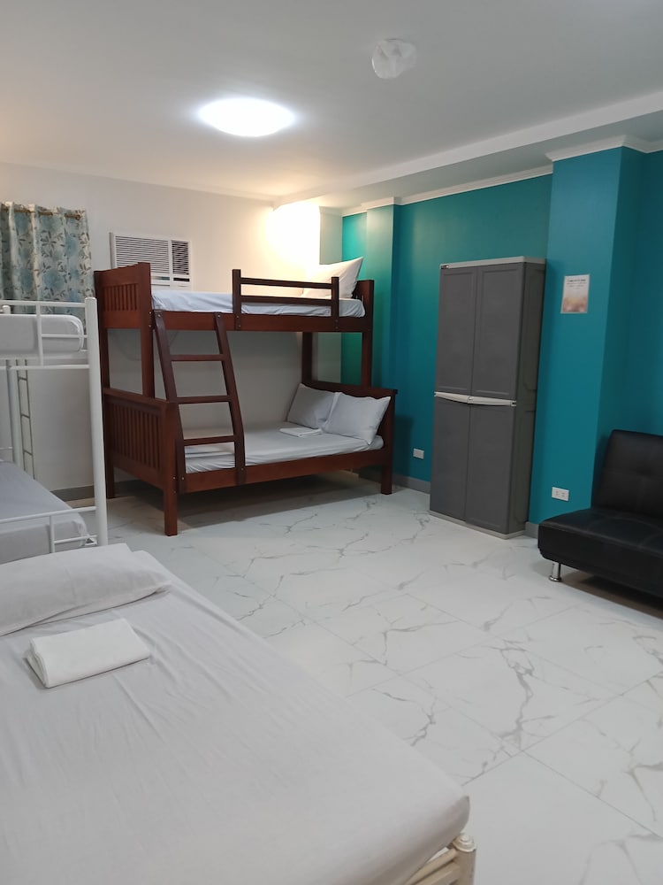 Deluxe Suite - Photo 3