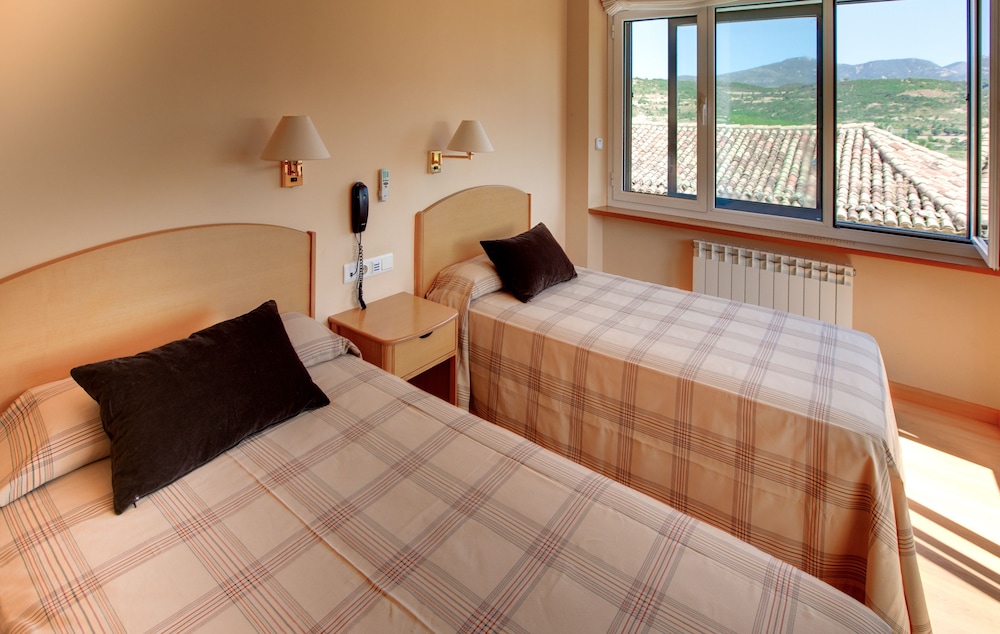 Double Room, 2 Twin Beds