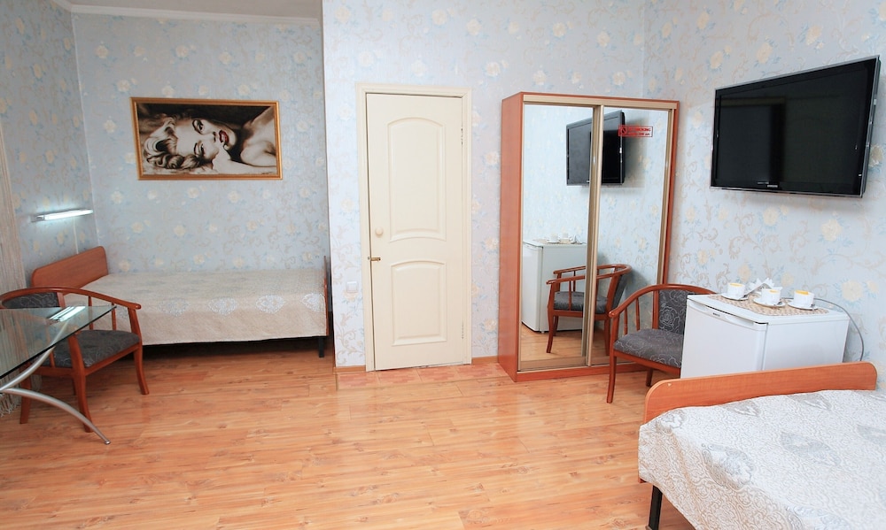 Standard Triple Room photo 3