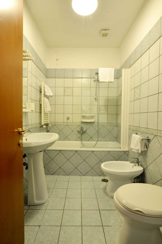 Standard Suite photo 3
