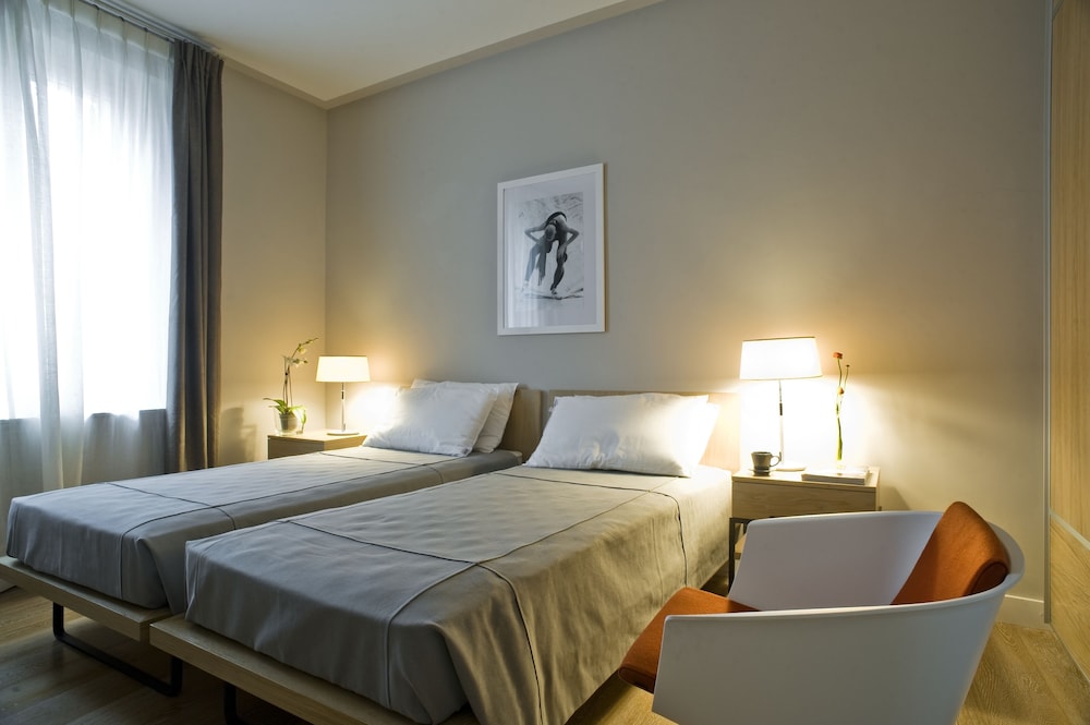 Suite (Glamour Deluxe) - Photo 1