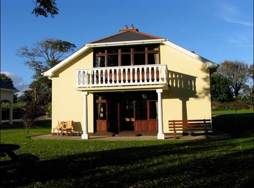 Three Bedroom Villa photo 3