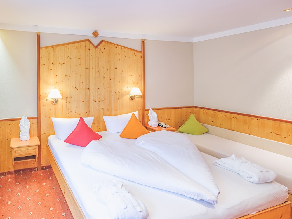 Basic Double Room