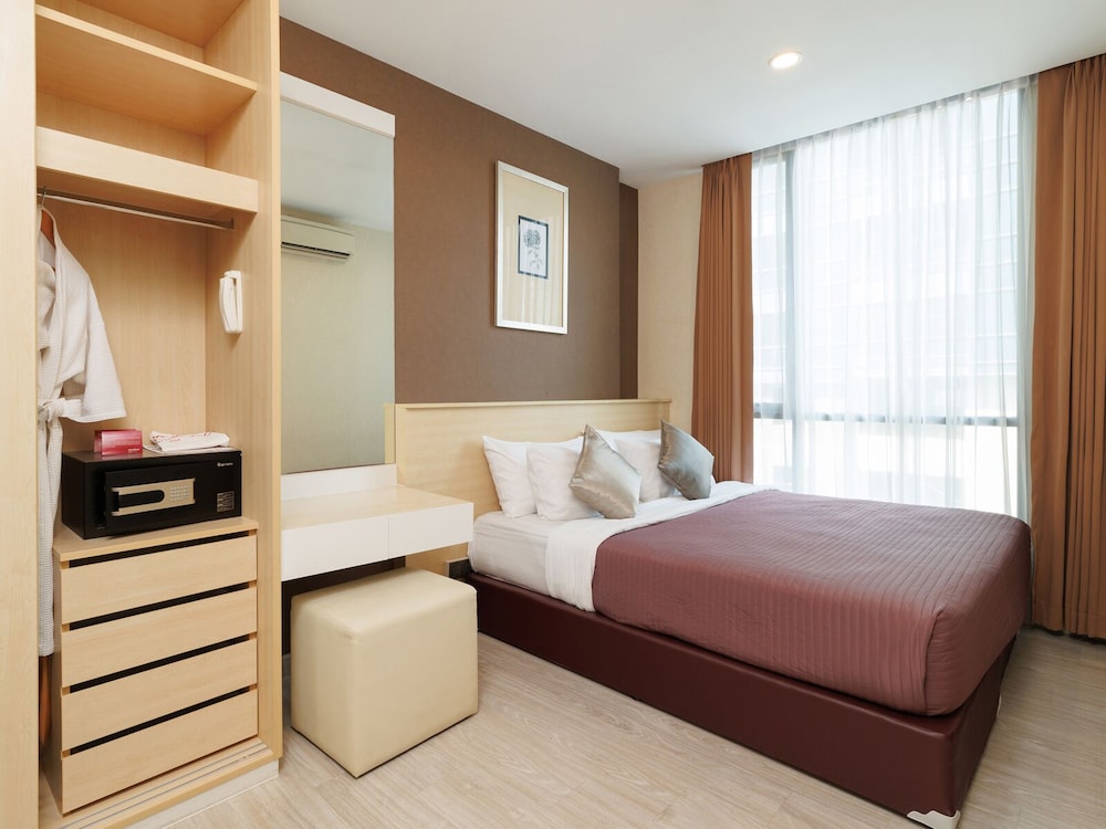 Classic Room, 1 Queen Bed photo 1