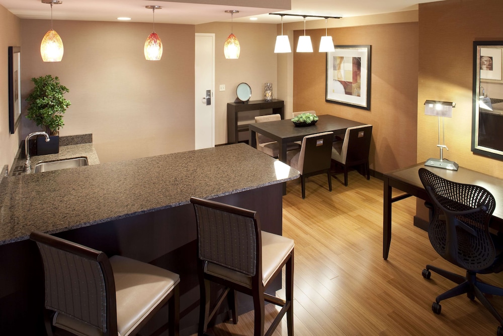 Presidential Suite, 1 King Bed photo 3
