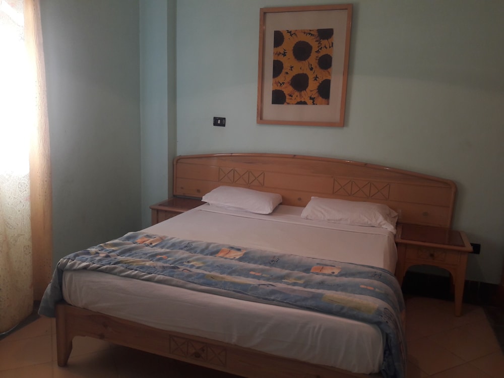 Family Suite, 2 Bedrooms, Pool View