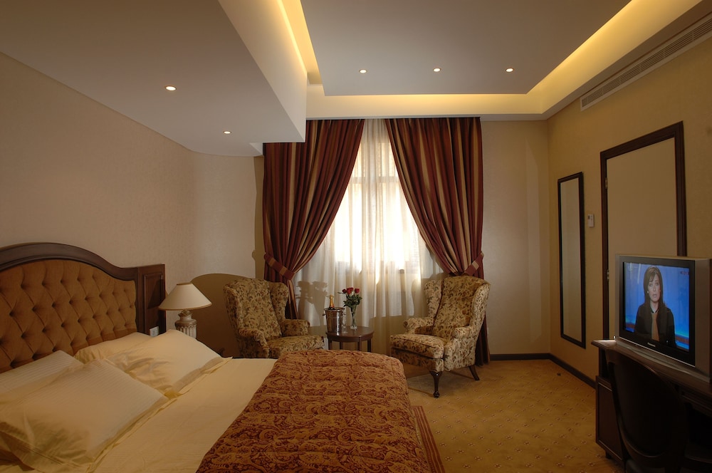 Suite, 2 Bedrooms photo 3