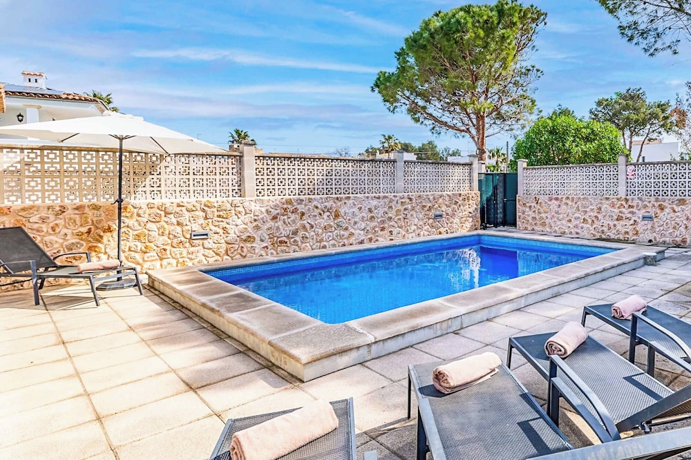 Villa (3 Bedrooms) photo 2