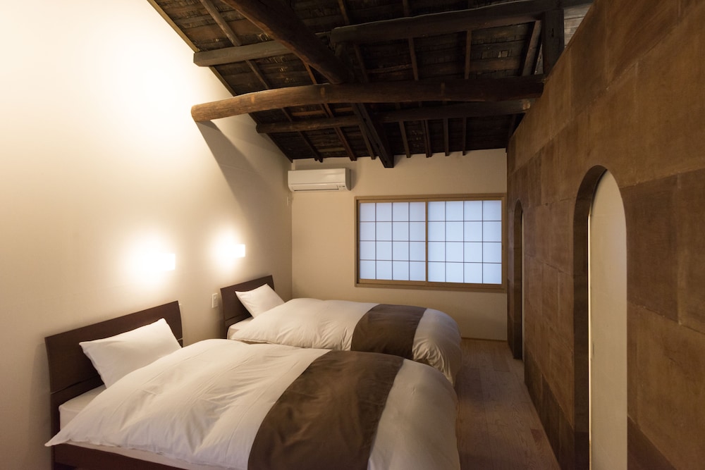 Holiday Rentals photo 1