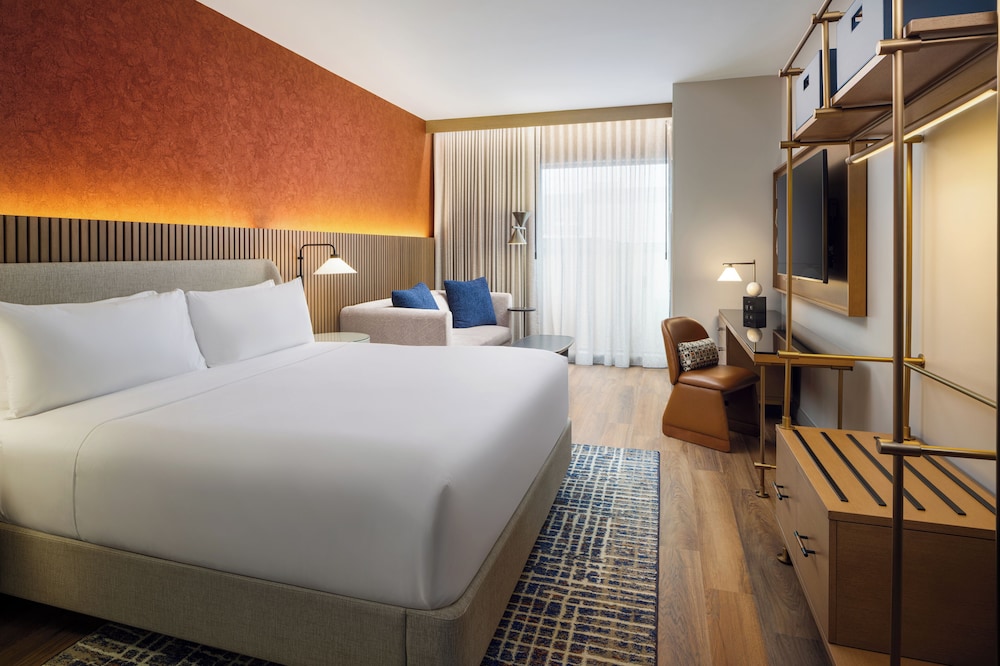 Room, 1 King Bed, Kitchenette