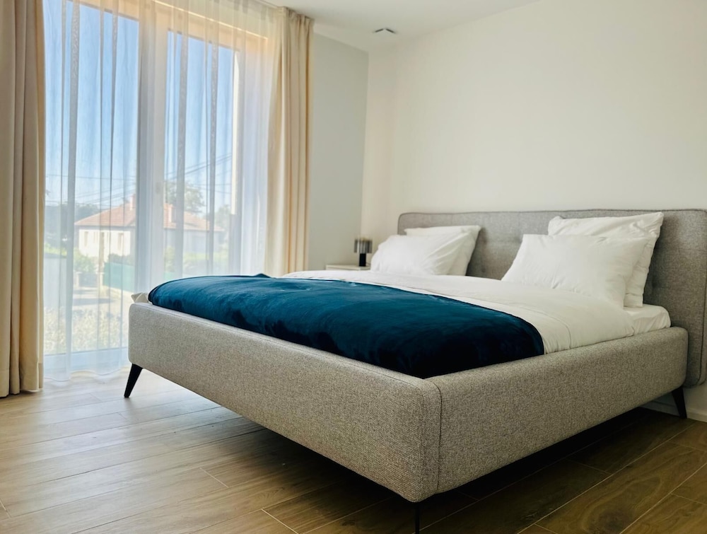 Family Apartment, Balcony, City View photo 1