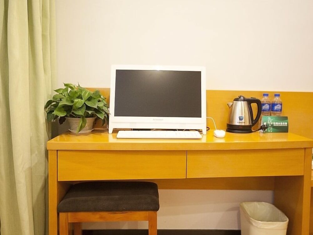 Business King Room photo 1